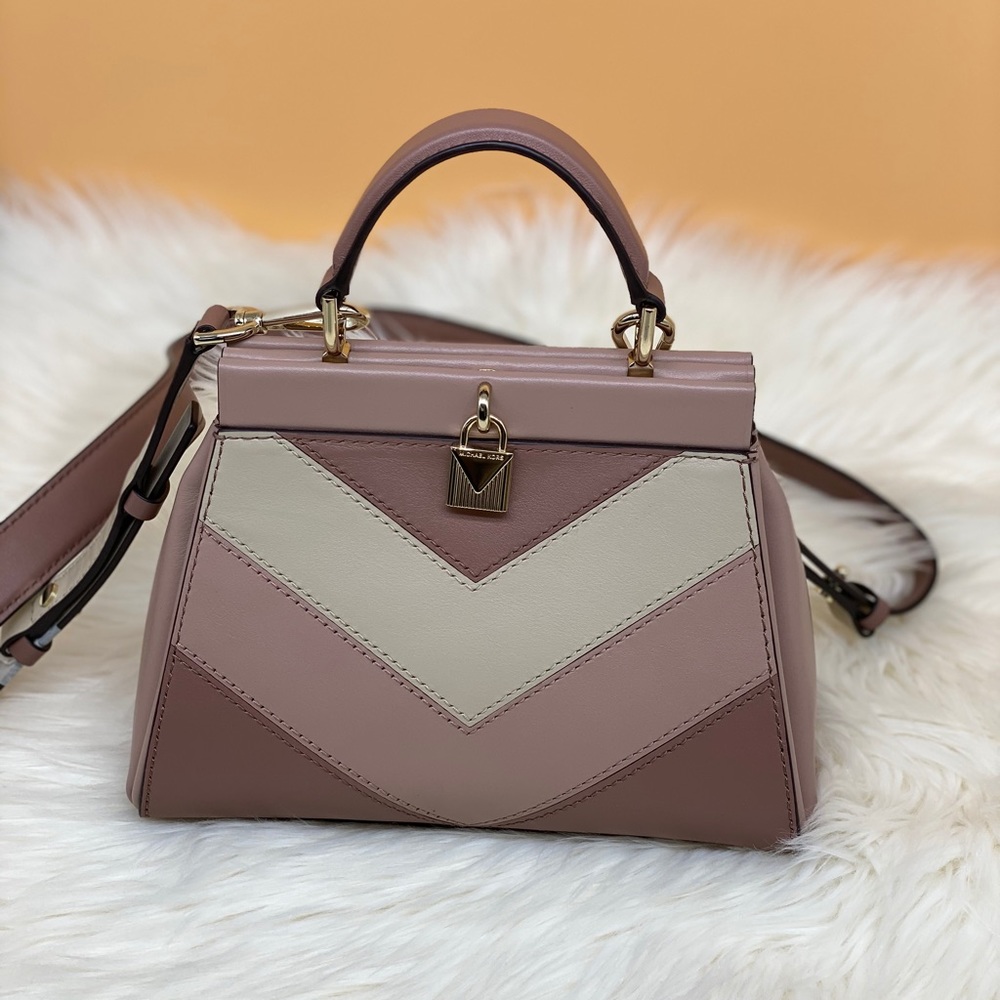 Michael kors gramercy frame
